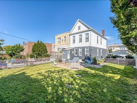 5th image of 64-18 71st St