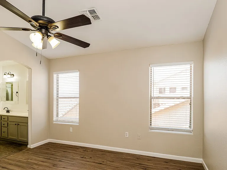 8930 E Capri Ave — Photo 11