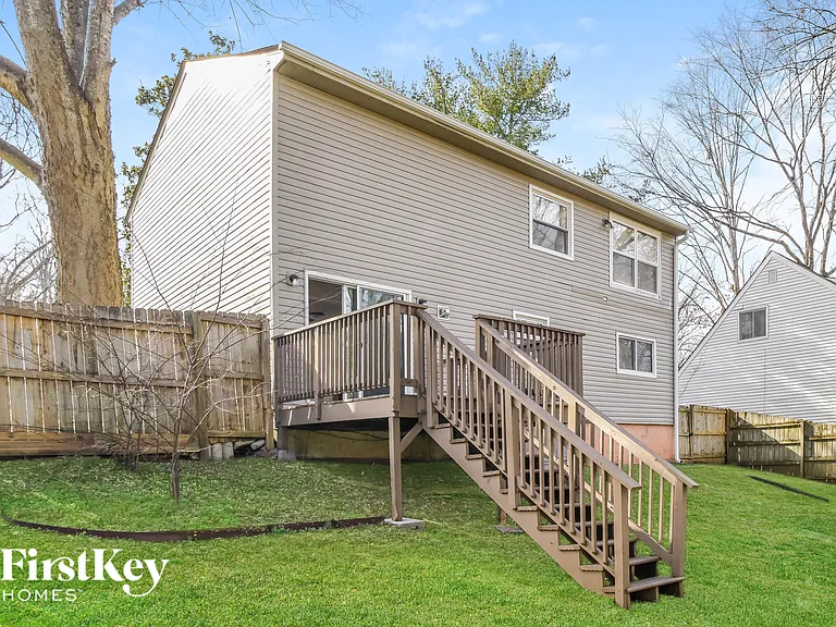 8500 Park Vista Cir — Photo 15