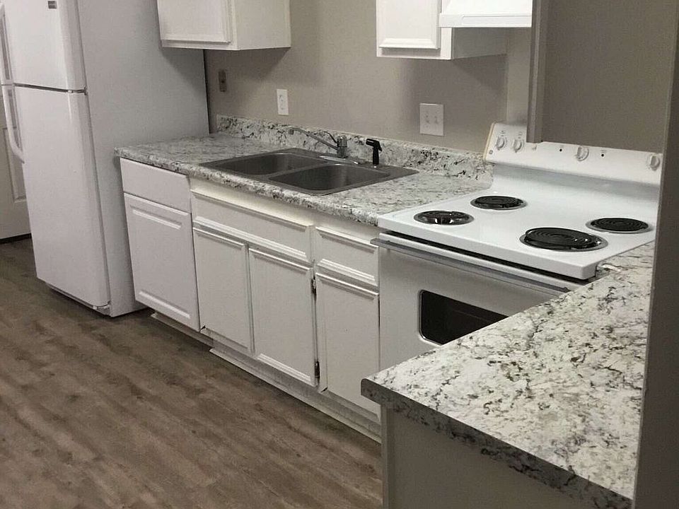 2nd image of 6906 Johnny Mercer Blvd APT 1