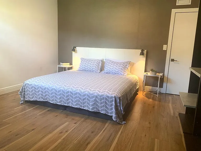 18554 NE 18th Ave #162 — Photo 5