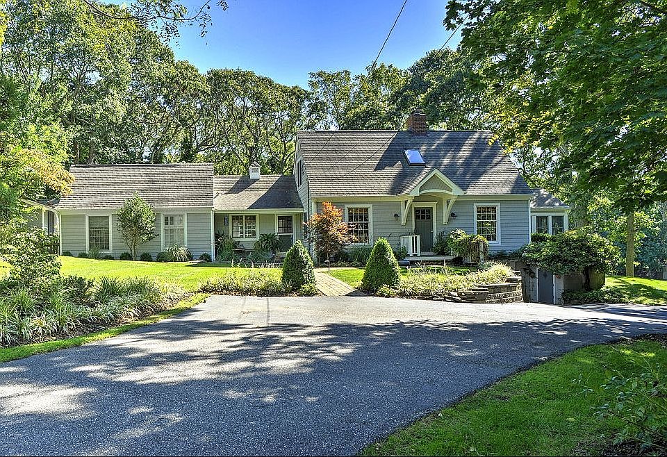 1st image of 855 Knollwood Ln