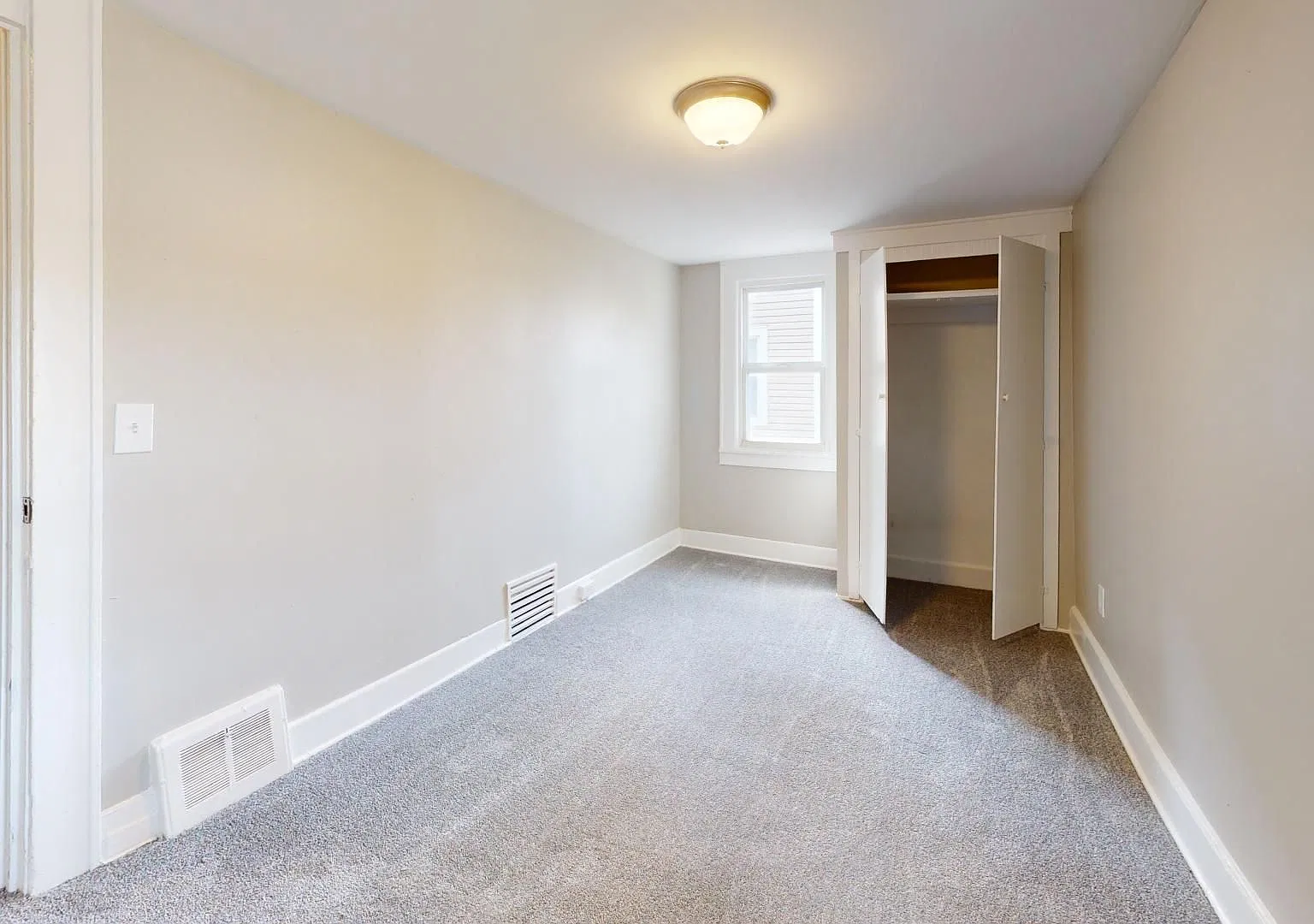 Brooklyn Centre Area - 3 Bedroom - Single Family Home — Photo 3