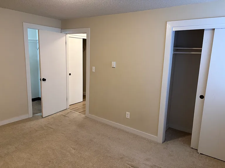 5017 Sand Point Pl NE — Photo 24