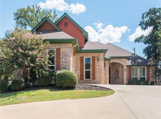 6715 Westover Dr, Granbury, TX 76049