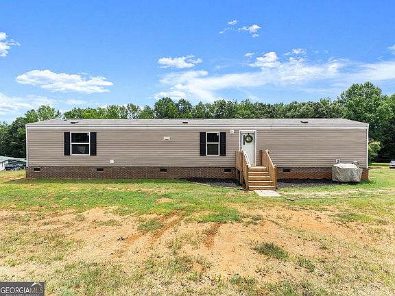 2nd image of 303 Blakely Chappelear Rd