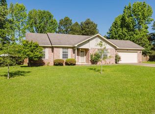 650 Pearl Stone Dr, Lonoke, AR 72086