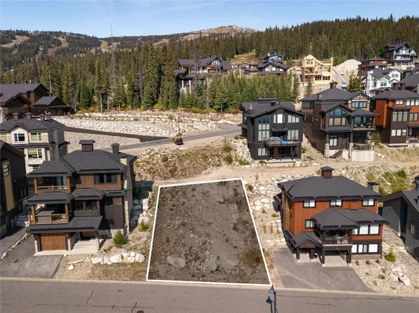 440 Feathertop Way, Kootenay Boundary, BC V1P 1T4