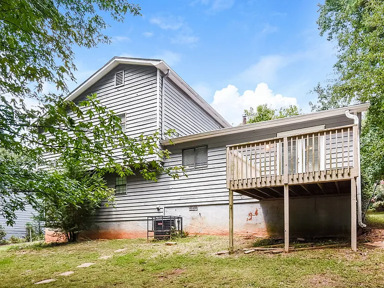 1009 Hicksmil Dr SW — Photo 18