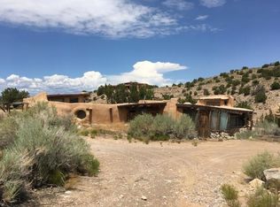95 Homesteads Rd, Placitas, NM 87043