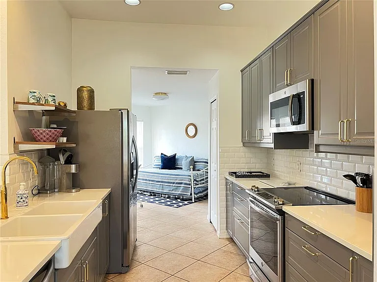 4005 Big Pass Ln — Photo 9