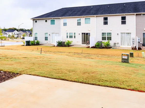 111 Siebold St, Garner, NC 27529