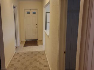 29 N River Rd APT B, Waterville, OH 43566