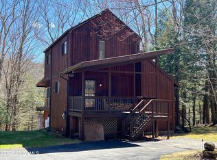 225 Taborton Rd, Averill Park, NY 12018