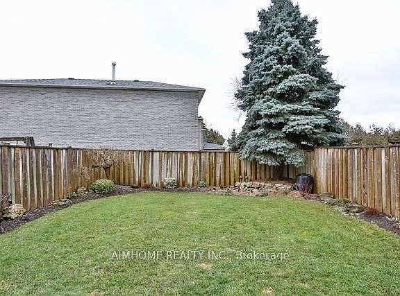 4th image of 107 Trothen Cir