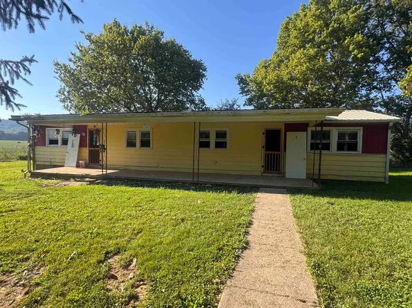 19058 Mount St, Metamora, IN 47030