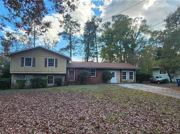 2064 Campfire Dr, Riverdale, GA 30296