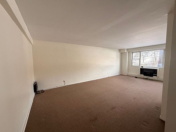 5th image of 702 Boulevard E E #32E