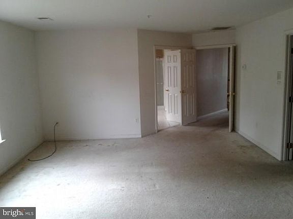 2nd image of 7707 Alloway Ln