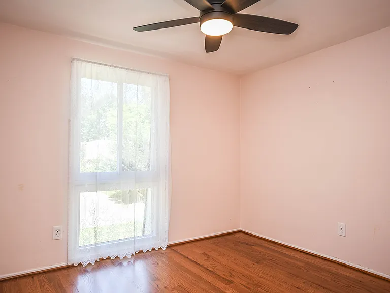 19002 Stedwick Dr — Photo 10