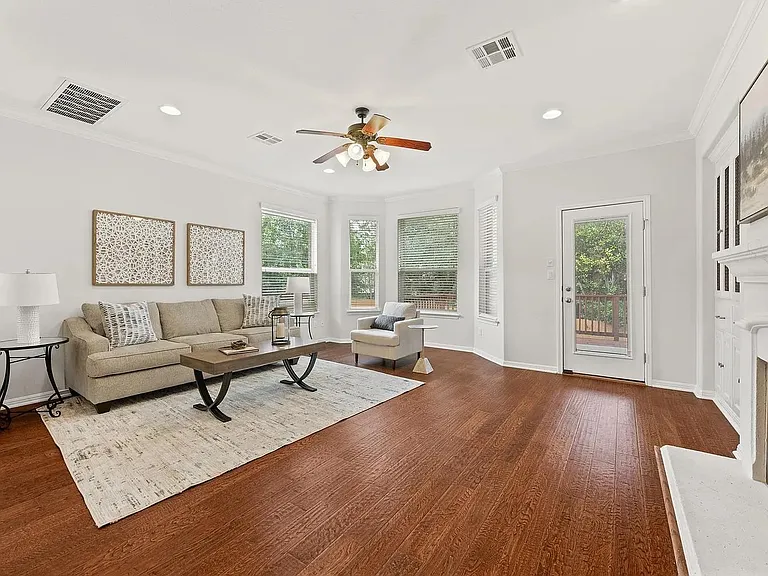 703 S Frontier Ln — Photo 19