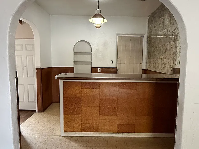 5556 El Monte Ave — Photo 3