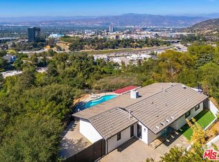 3201 Bonnie Hill Dr, Los Angeles, CA 90068