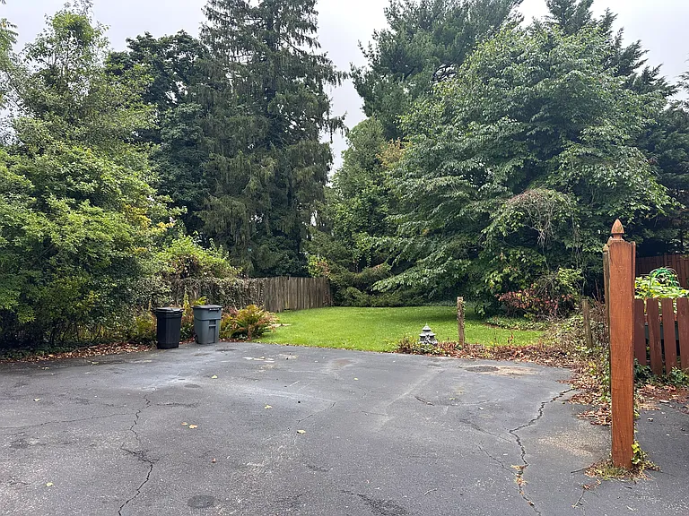 8 Arthur Rd — Photo 34
