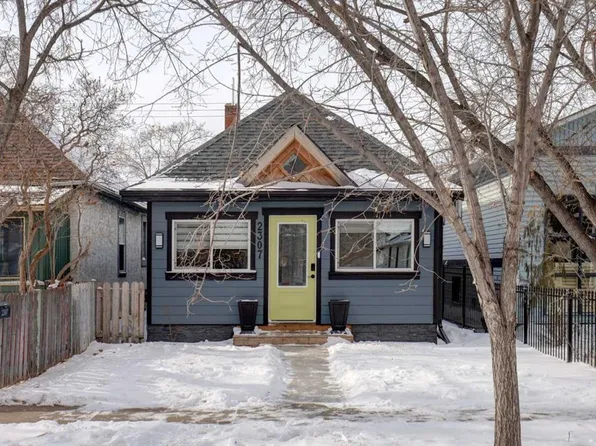 2307 E 15a St SE, Calgary, AB T2G 3N3