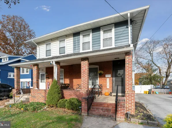 17 Myrtle Ave, Morton, PA 19070