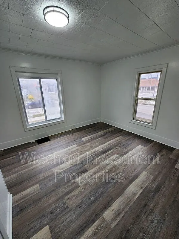 2 bed, 1.0 bath, 1004 sqft, $1,150 — Photo 4