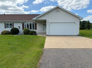 201 Jefferson St, Buhl, MN 55713