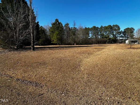 2820 Tara Dr #32, Clayton, NC 27520