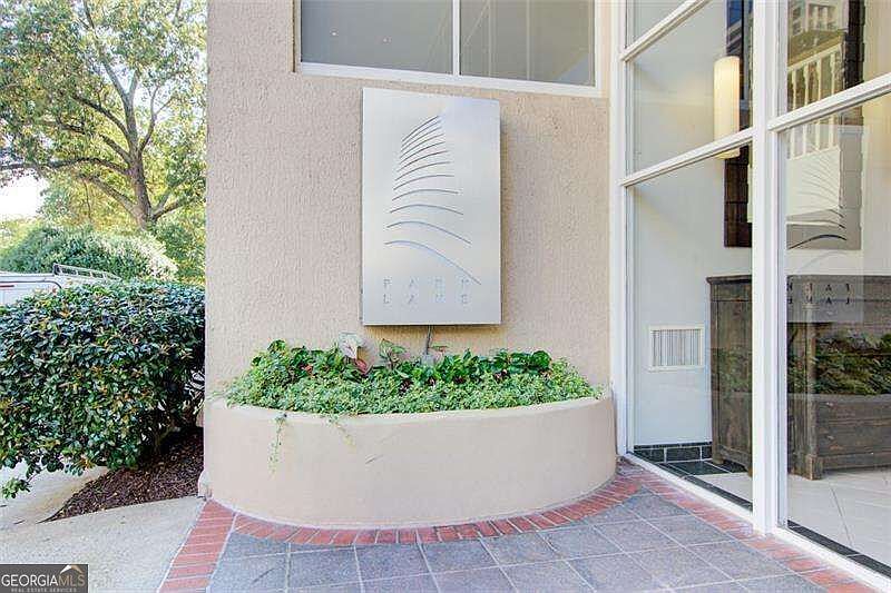 1st image of 2479 Peachtree Rd NE APT 304