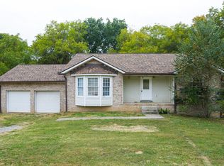 2630 Lee Dr, Pleasant View, TN 37146