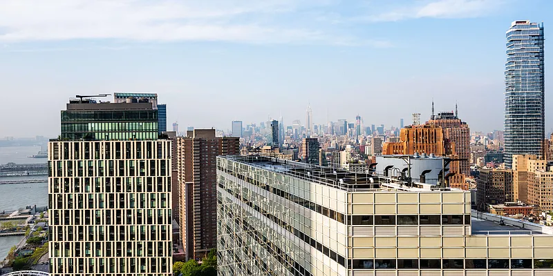 Rented by Brown Harris Stevens | media 27