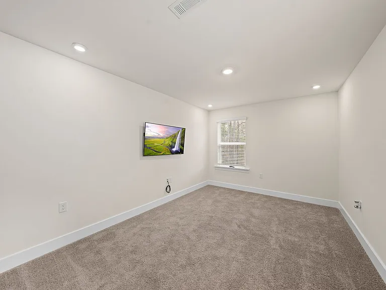 463 Autumn Rain St — Photo 24