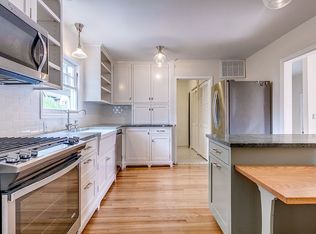 16510 Maple Cir, Lake Oswego, OR 97034