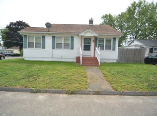 147 Davenport St, Springfield, MA 01119