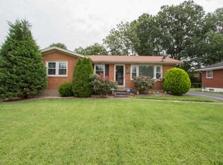 6309 Doe Run Rd, Louisville, KY 40216