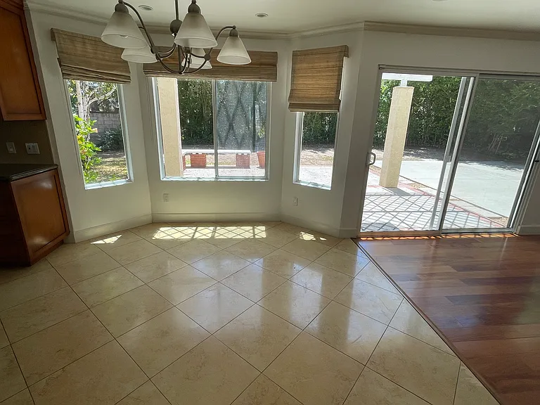 29104 Laro Dr — Photo 5