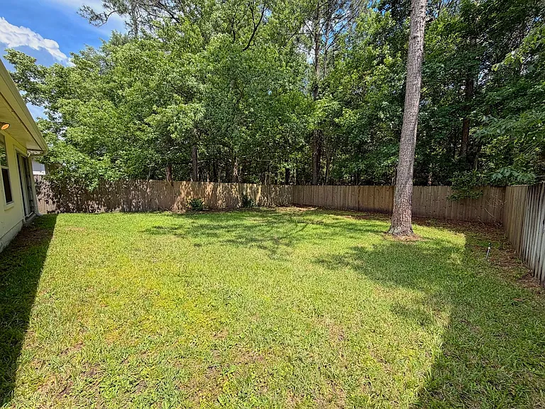4271 Hanging Moss Dr — Photo 18