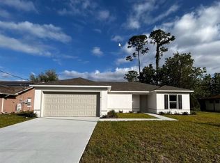 52 Wellshire Ln, Palm Coast, FL 32164