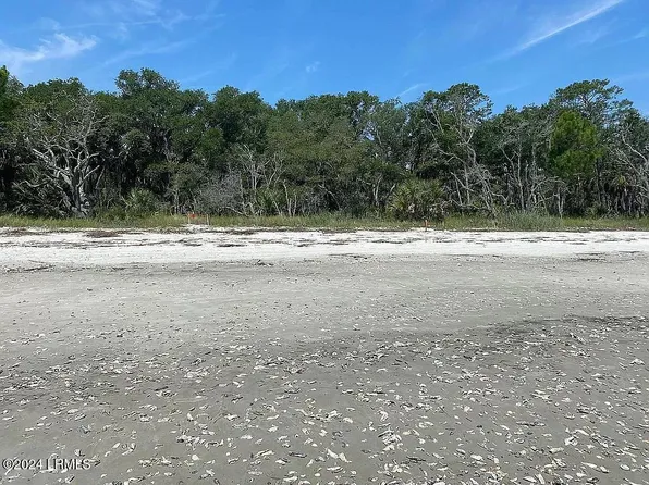 95 Sea Pines Drive, St. Helena Island, SC 29920