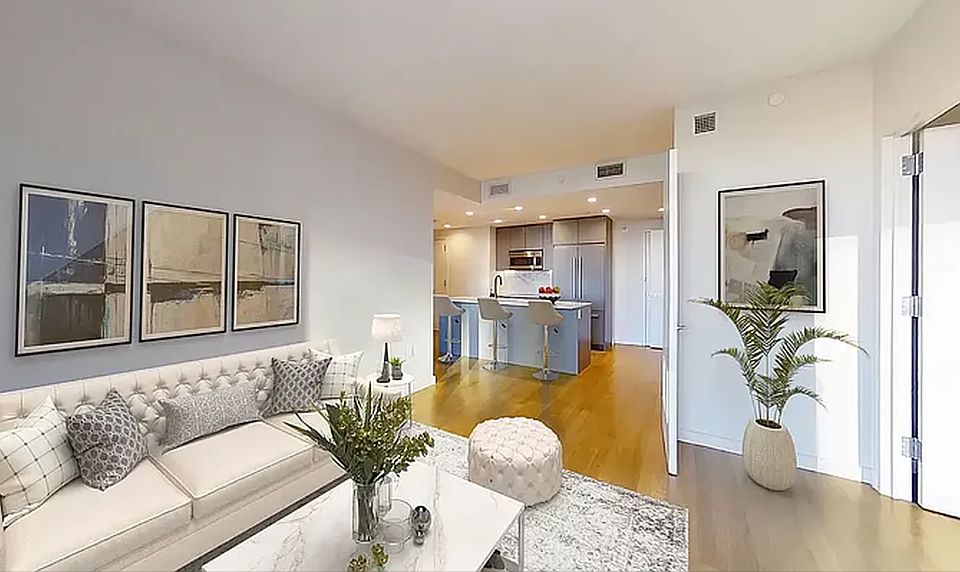 1st image of 515 E 86th St #2105