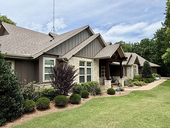 3rd image of 3780 Bridges Ct