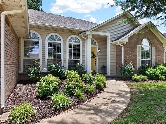 4th image of 7209 Millennium Dr