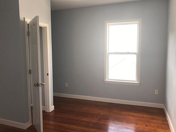 5th image of 93 Moulton St APT 2