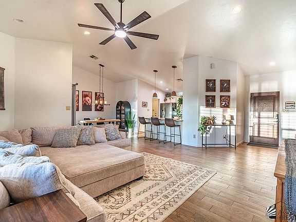 4th image of 14711 S Blanco Ave