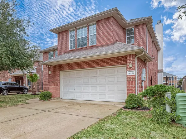 18118 Billabong Crescent Ct, Cypress, TX 77429